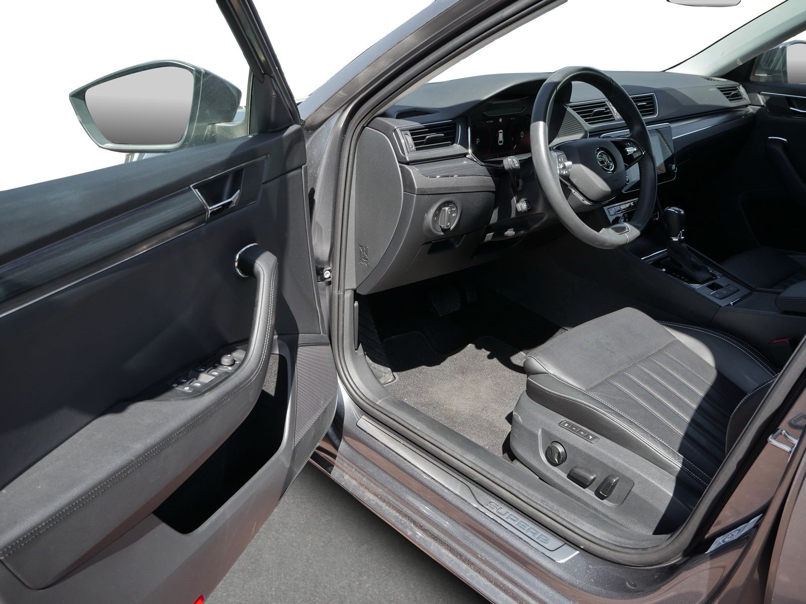 Skoda Superb - Bild 12