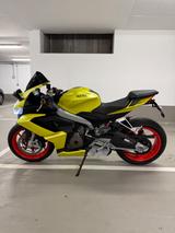 Aprilia RS 660 - APRILIA SPORTTOURER