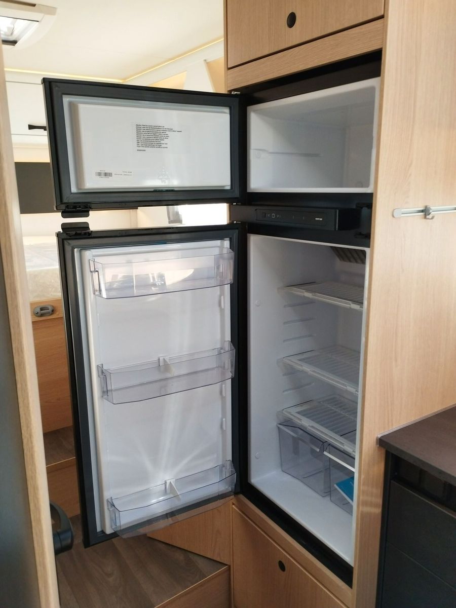 Fahrzeugabbildung Sunlight Adventure T 67 Automatik, Dörr Edition, TV