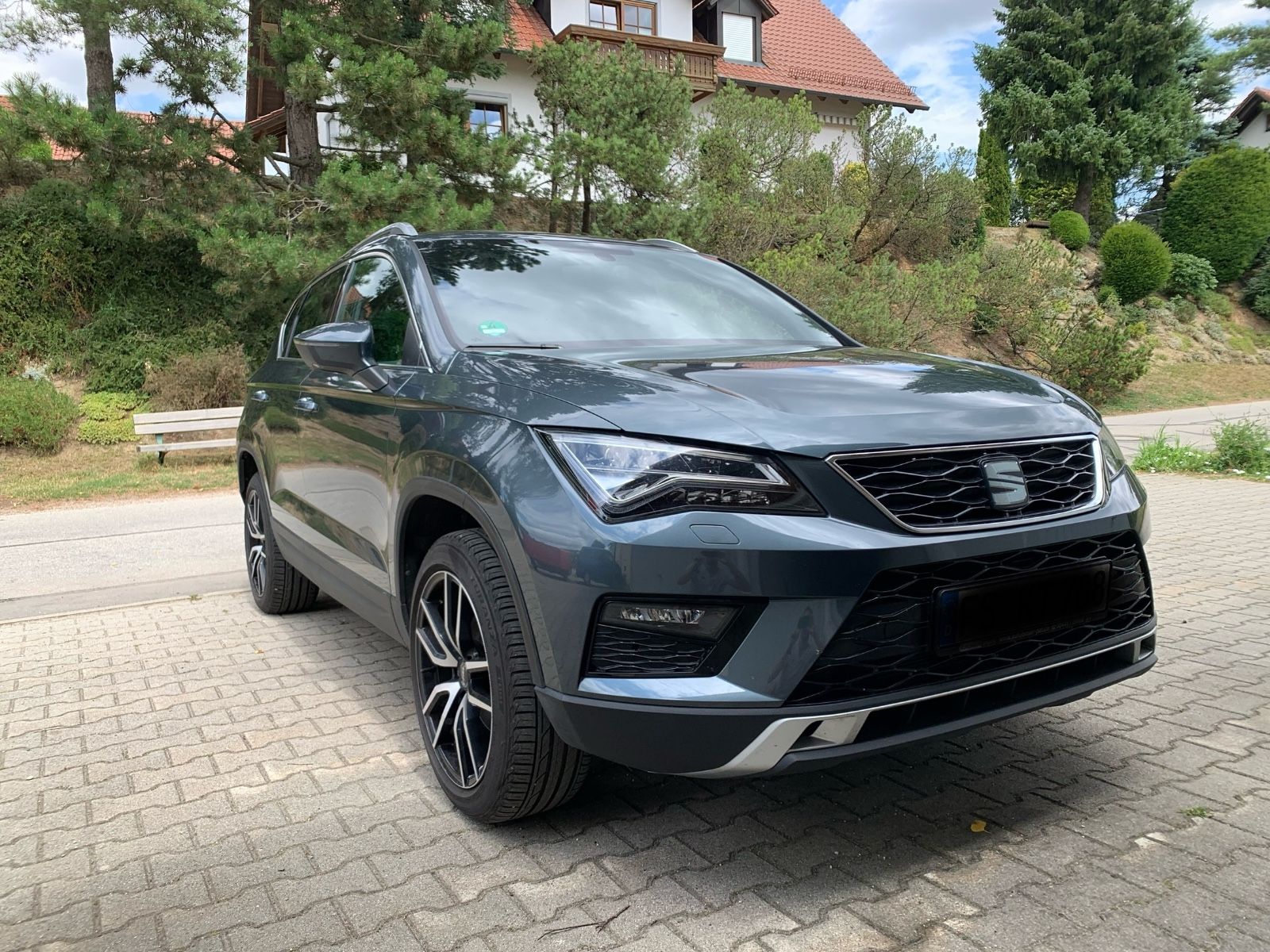 SEAT Ateca 1.5 TSI Xcellence DSG AHK 1.Hand Kessy Cam