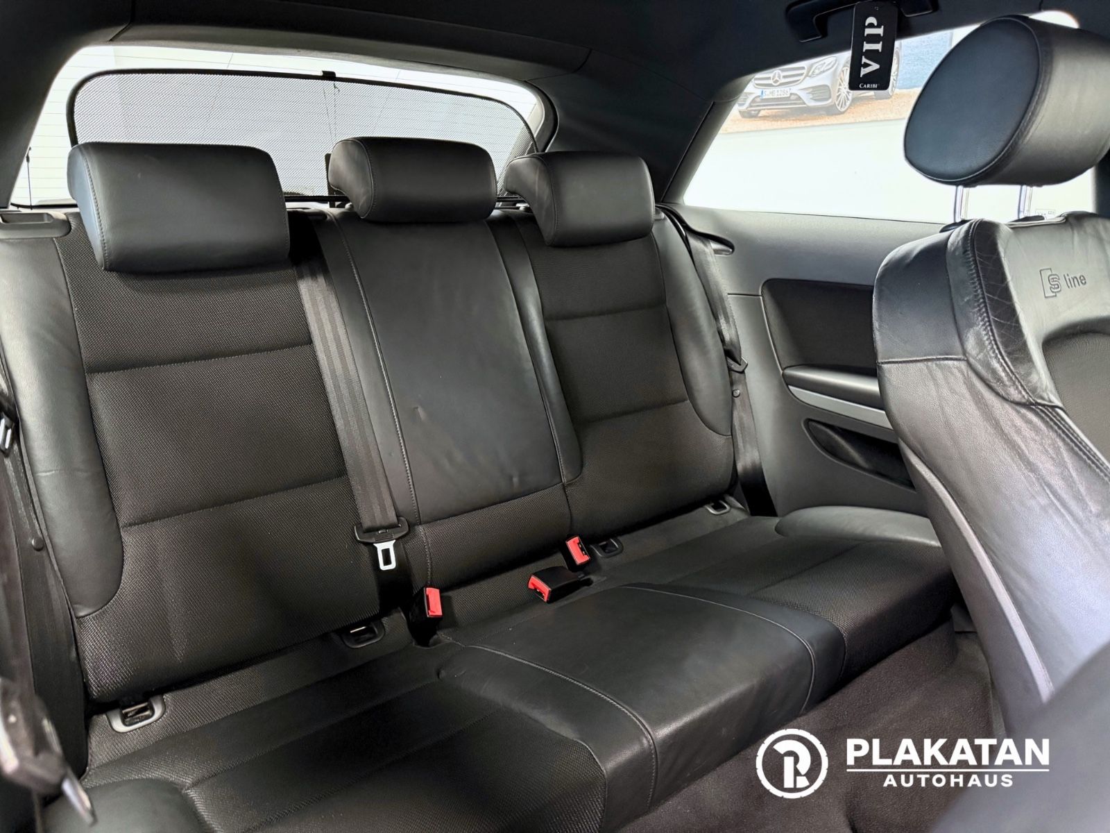 Fahrzeugabbildung Audi A3 1.9 TDI S line Sportpaket plus