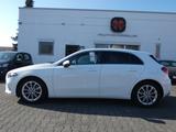 Mercedes-Benz A 200 Automatik *NAVI*KAMERA*PANORAMADACH*KLIMA* - gebrauchte Mercedes-Benz A 200 aus dem Jahr 2021