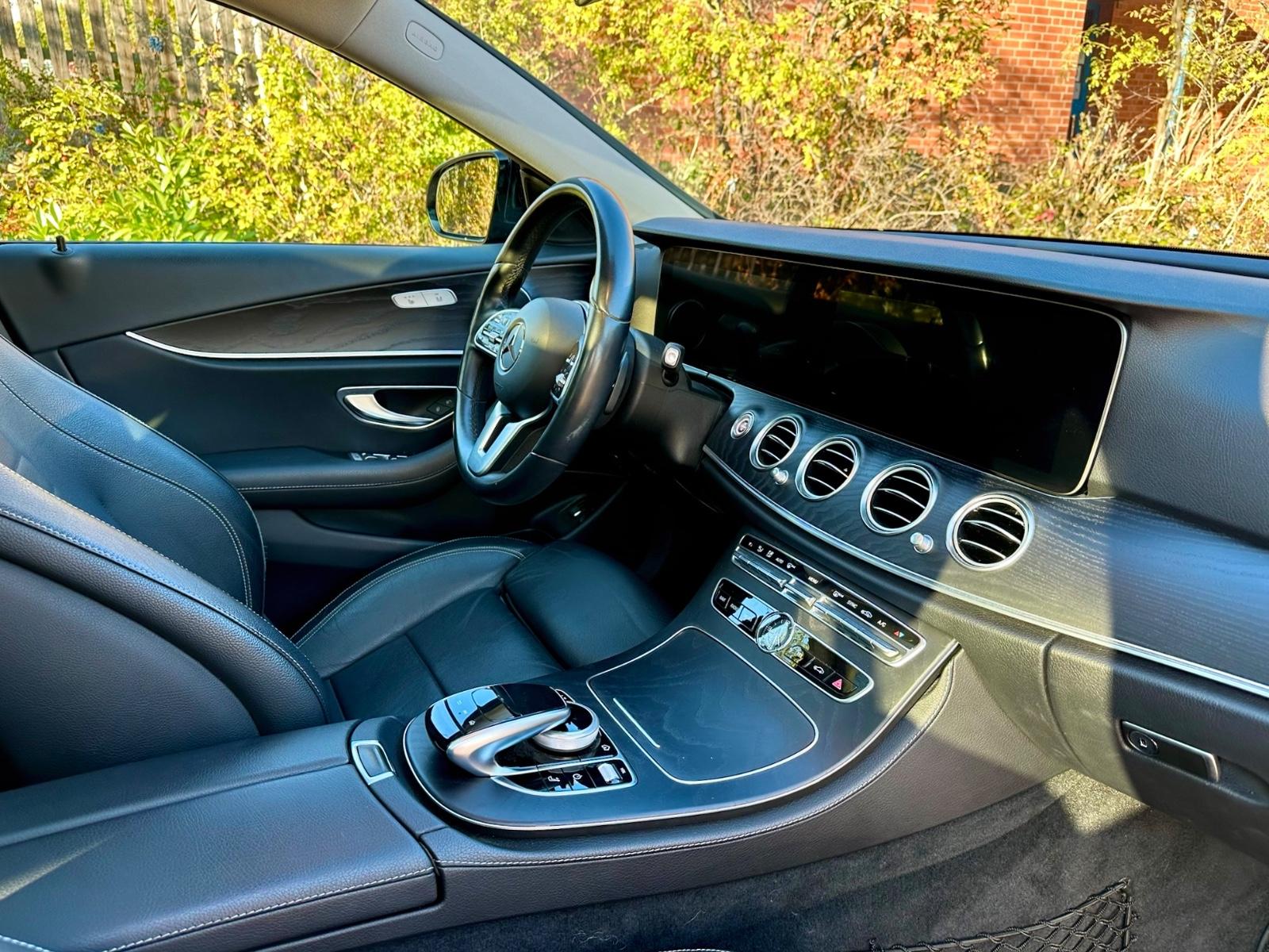 Mercedes-Benz E 300 d T Autom. Distronic, Panorama, Multibeam