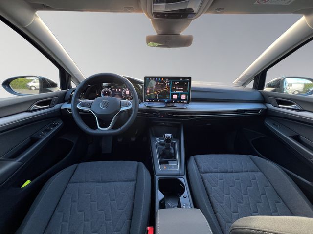 Golf VIII Variant Life 2.0 TDI6-Gang