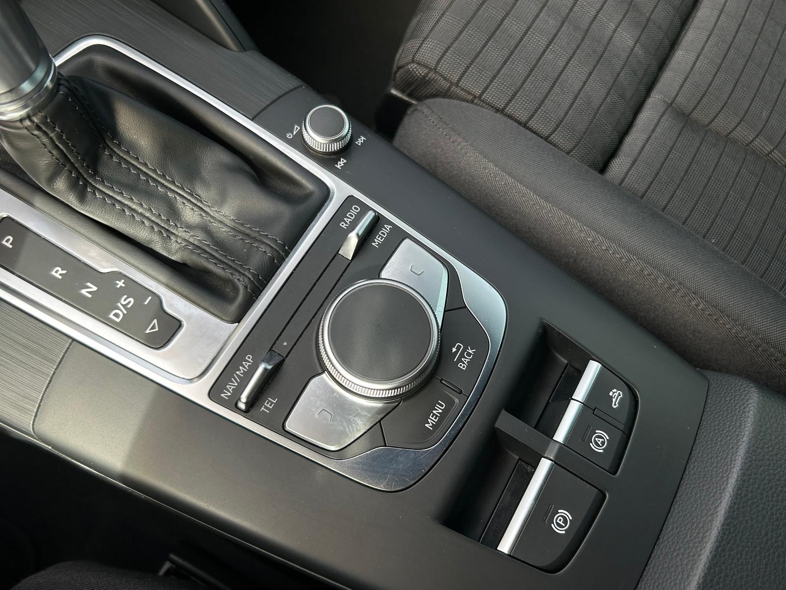 Audi A3 35 TFSI sport Stronic ACC Navi Kamera Xenon, миниатюра 25