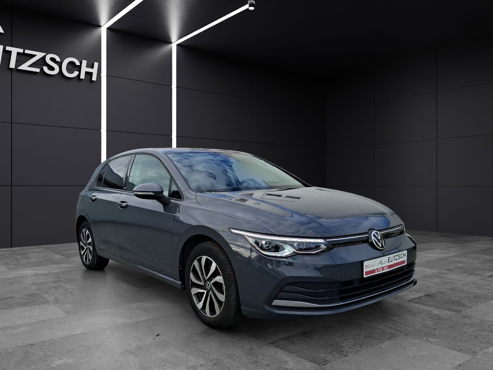 Fahrzeugabbildung Volkswagen Golf VIII TSI Active Standhzg. LEDplus Navi AID