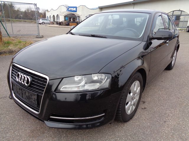 Audi A3 Sportback 1.6 TDI e Attraction