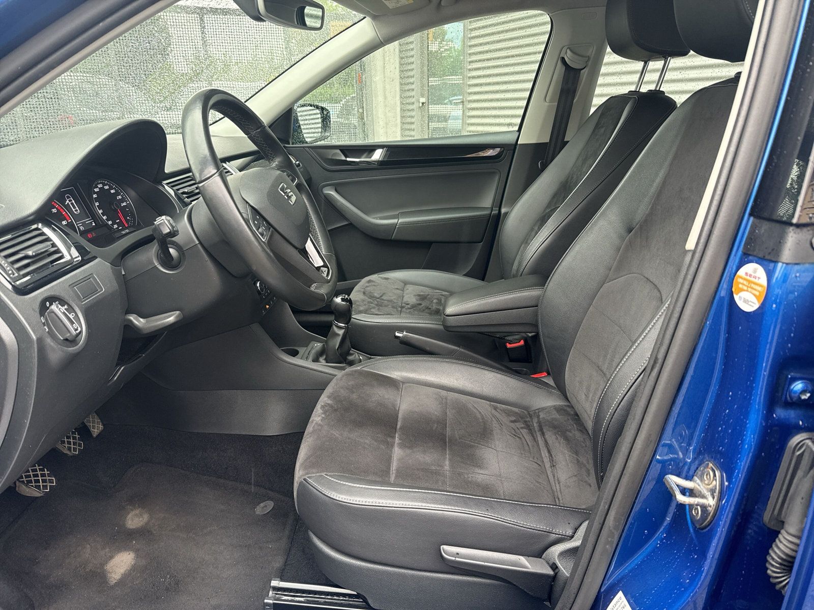 Fahrzeugabbildung SEAT Toledo 1.0 TSI Xcellence Navi PDC GRA