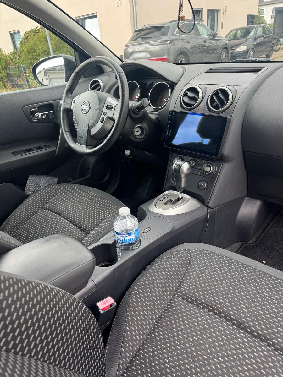 Nissan Qashqai+2 2009 — photo 14
