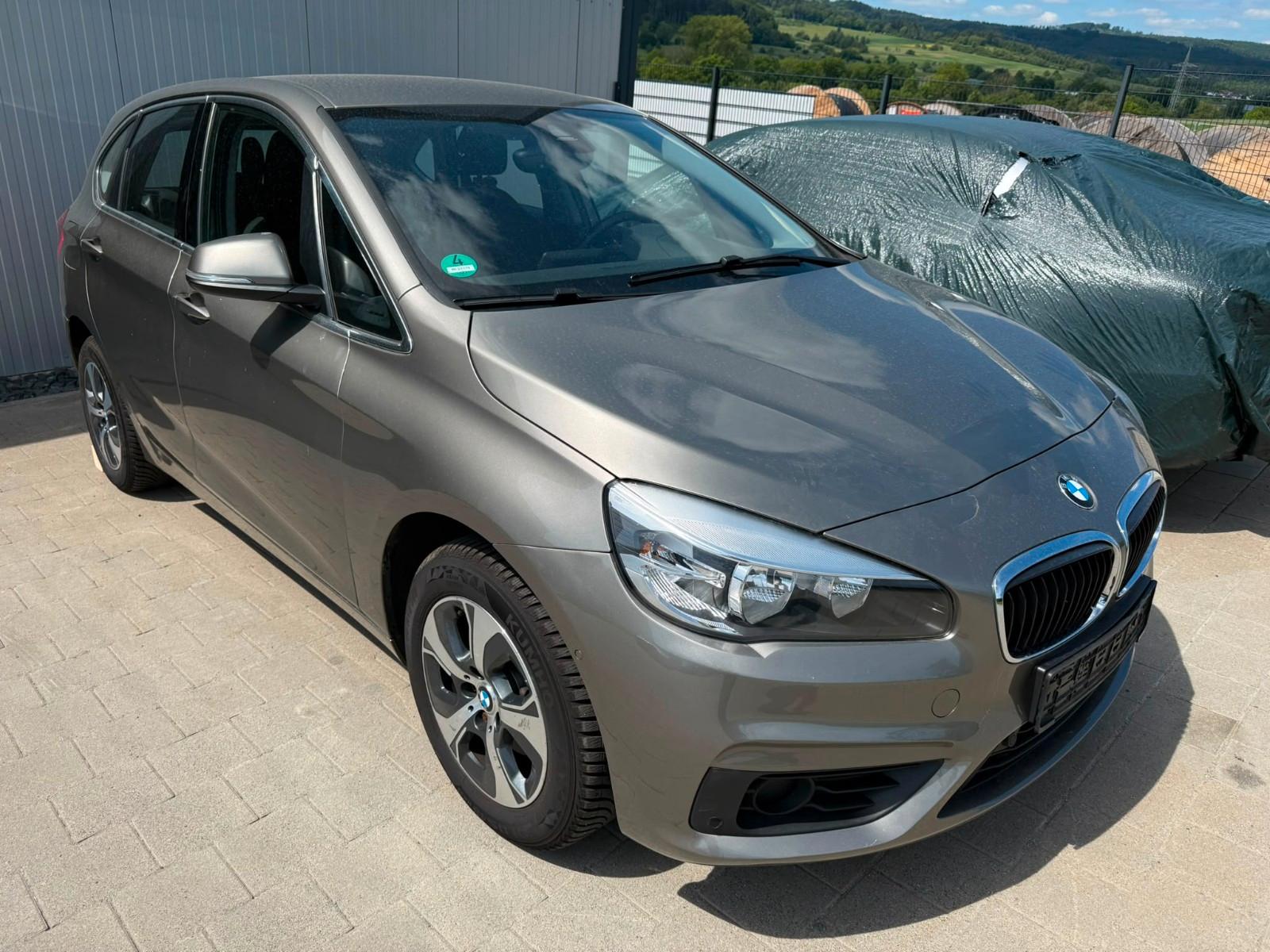 BMW Active Tourer 218 i