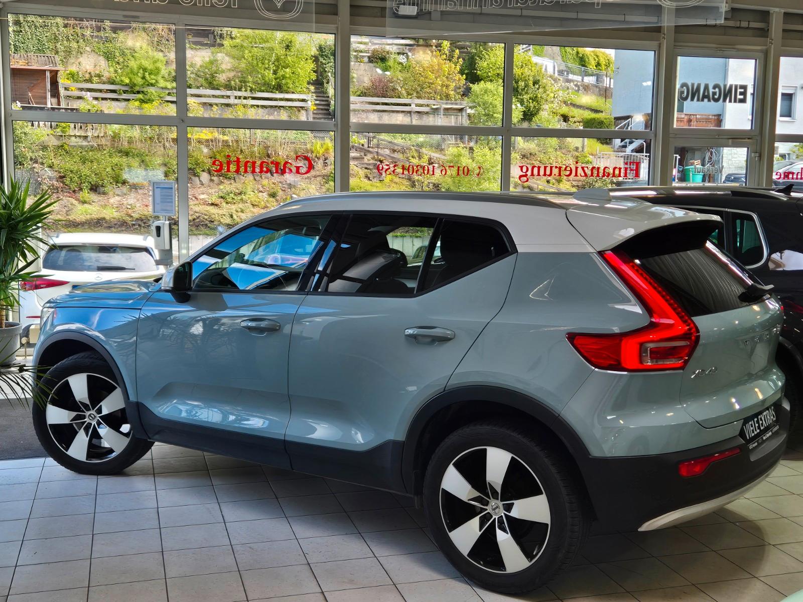 Volvo XC40 1,5 Momentum/Bicolor/Sound/Motorhaube Hagel