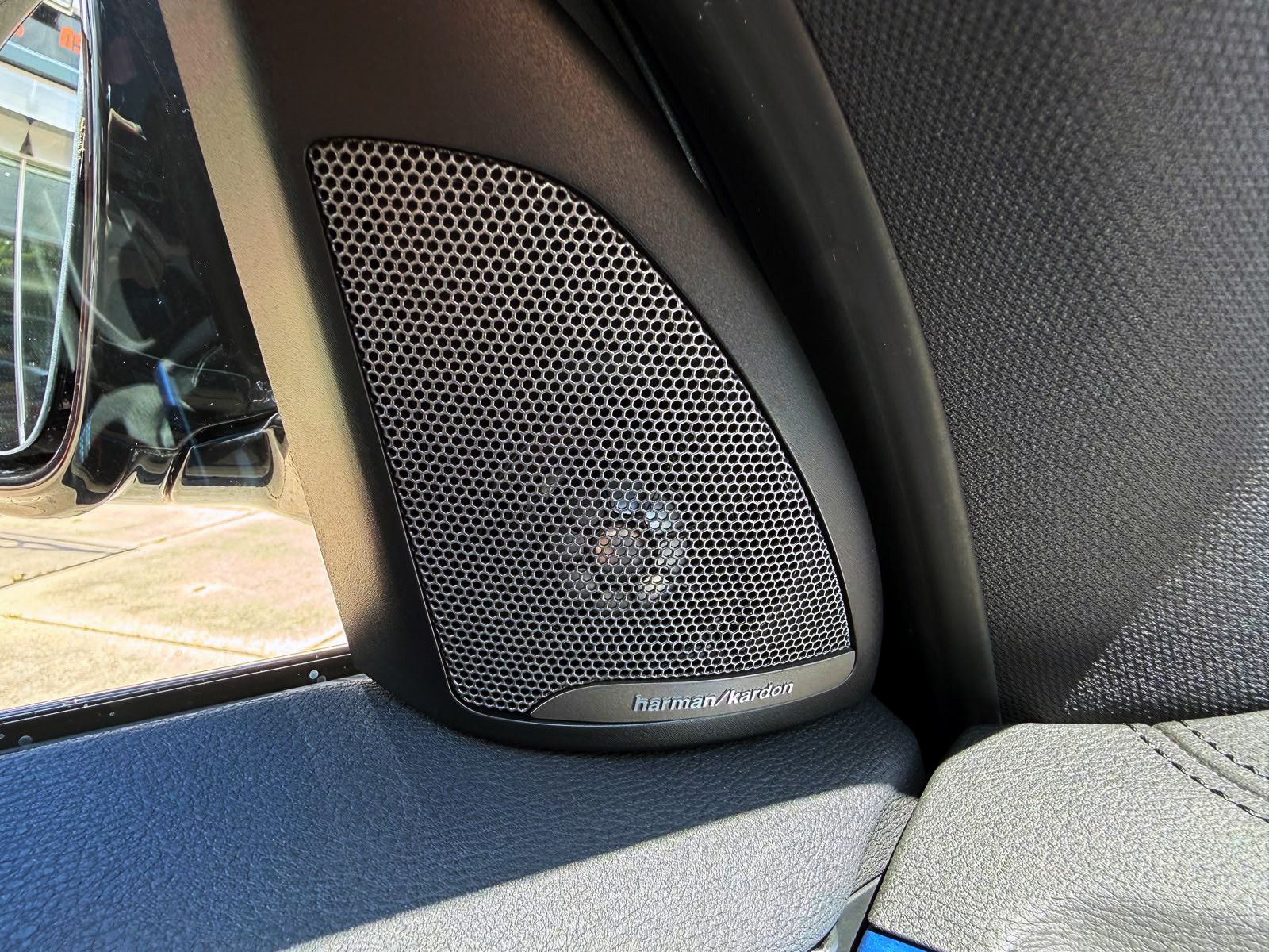 Fahrzeugabbildung BMW X1 xDrive 25d MSport Steptr. ACC KAM AHK HUD H&K