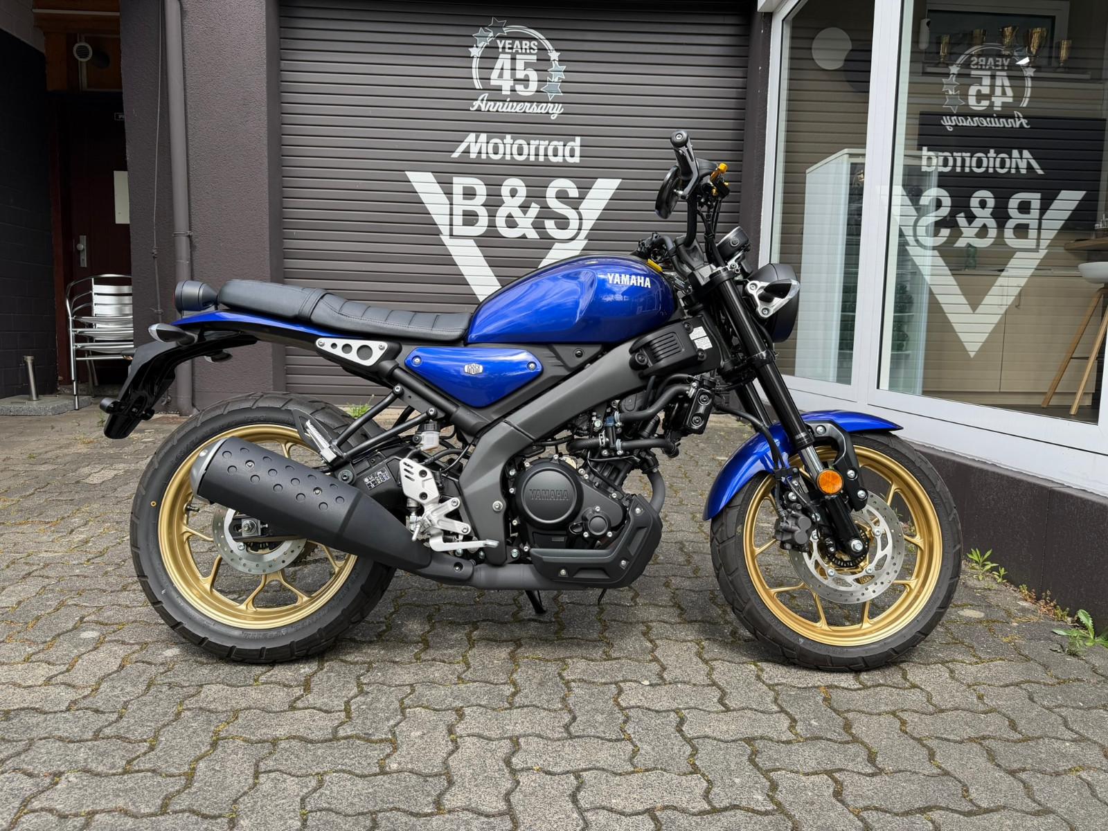 Yamaha XSR125 ABS LED  1 Hand Inspektion neu