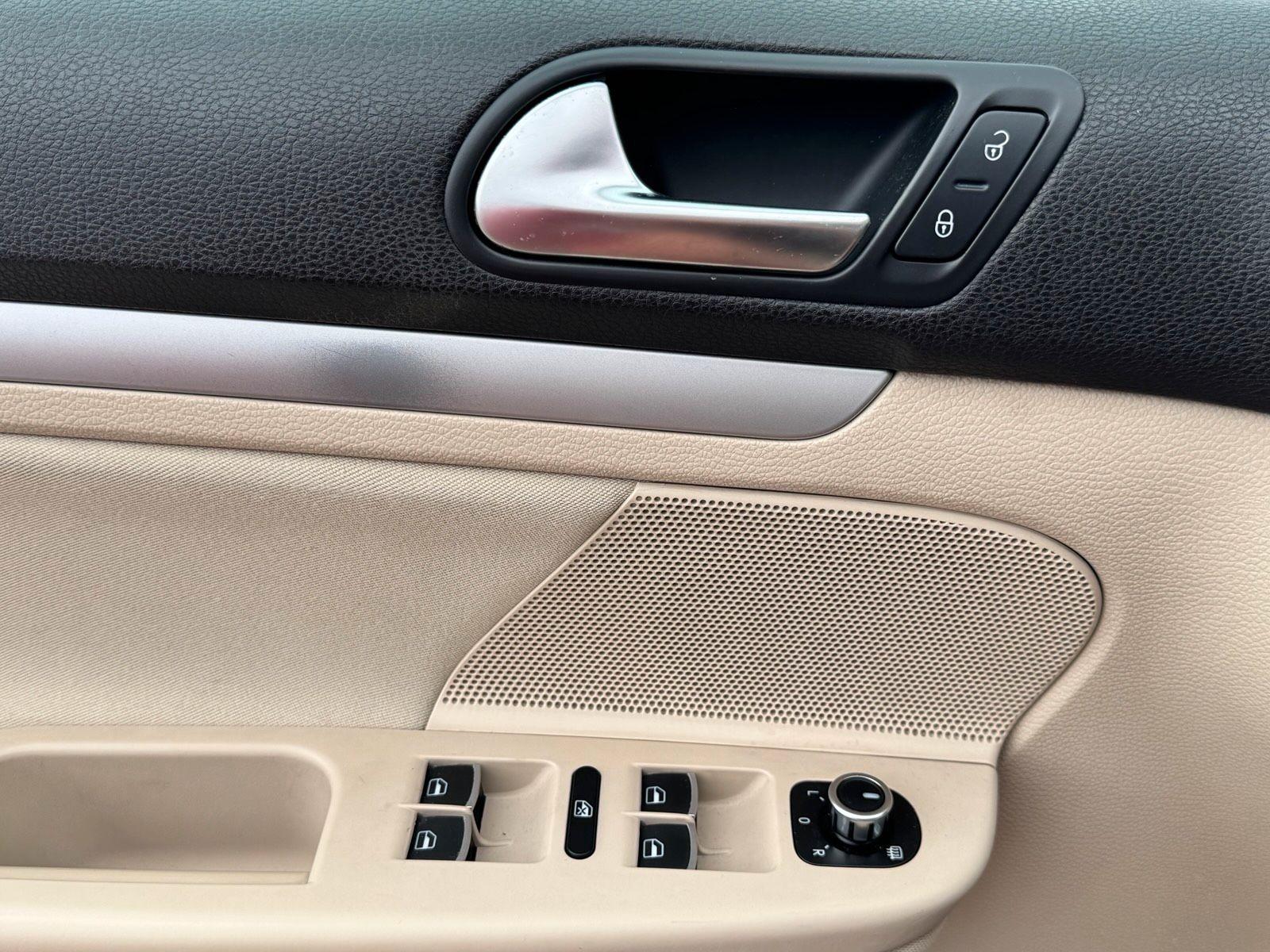 Volkswagen Golf 2010 — photo 15