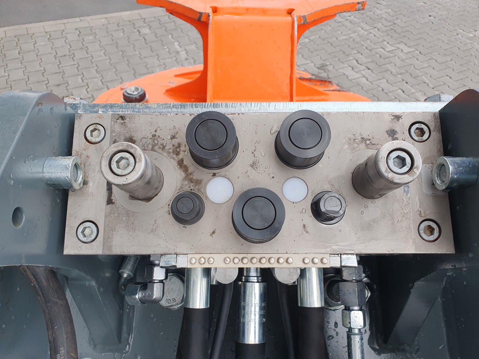 Fahrzeugabbildung Andere Westtech CS610 Powertiltator / SW48 / DEMO 2022