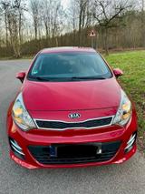 Kia Rio 1.4 Dream-Team Edition Dream-Team Edition - gebrauchte Kia Rio aus dem Jahr 2016