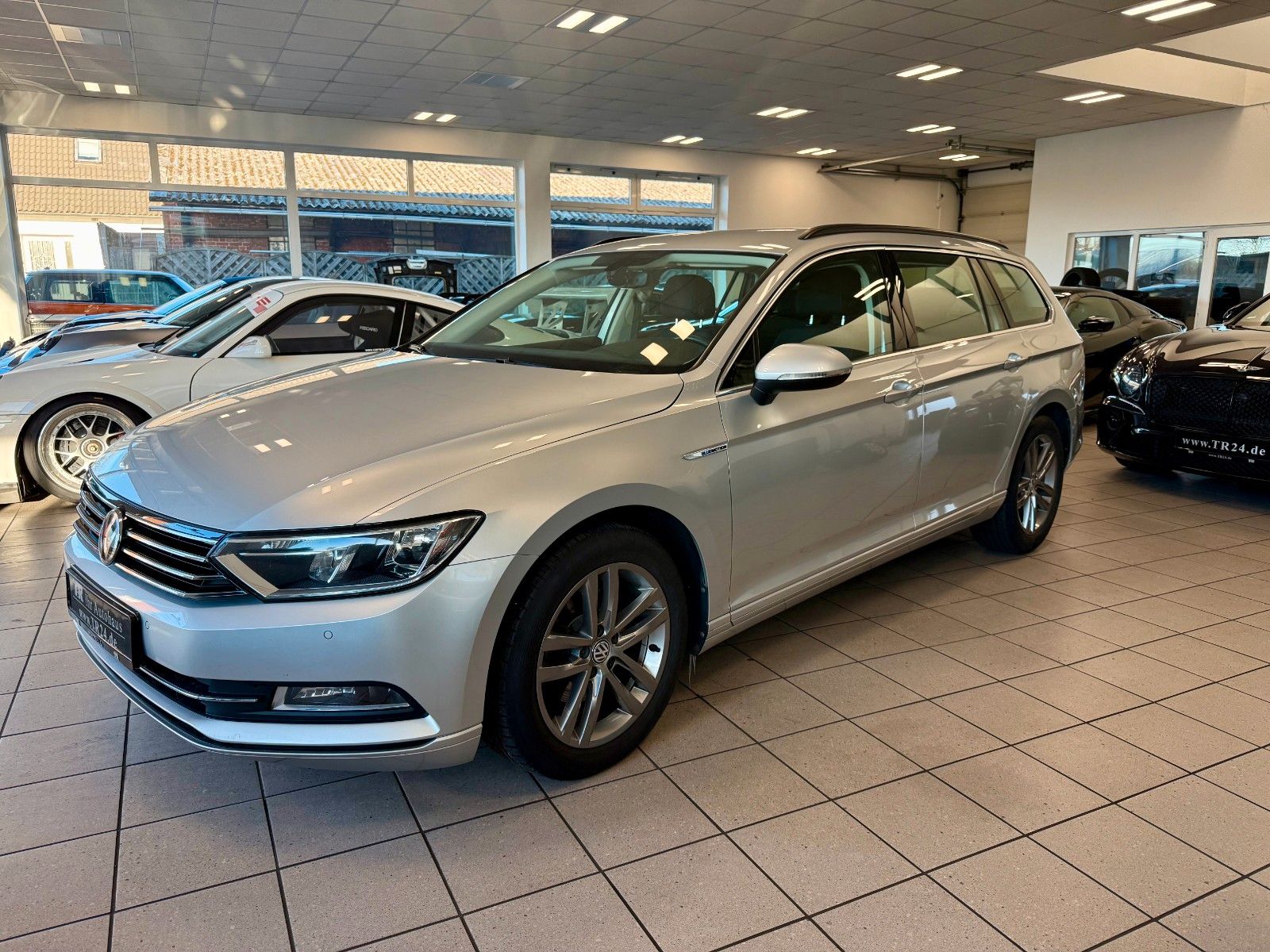 Fahrzeugabbildung Volkswagen Passat Variant 2.0TDI DSG Comfortline BlueMotion