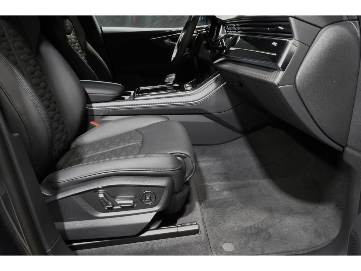Audi RSQ8 - Bild 5