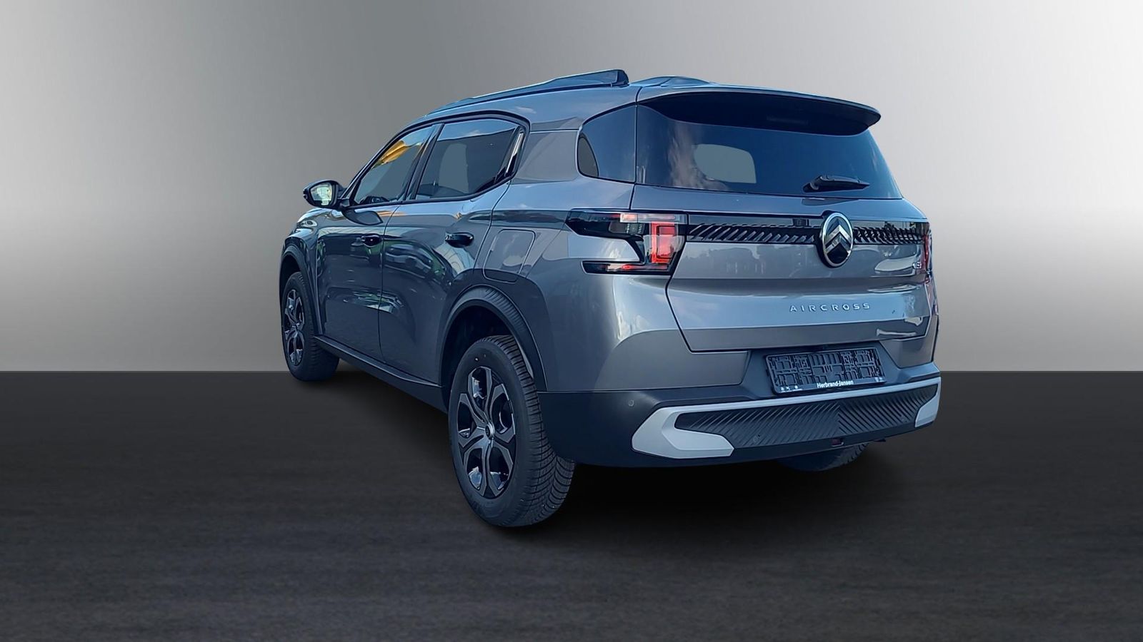 Fahrzeugabbildung Citroën C3 Aircross Plus 100 PS MT