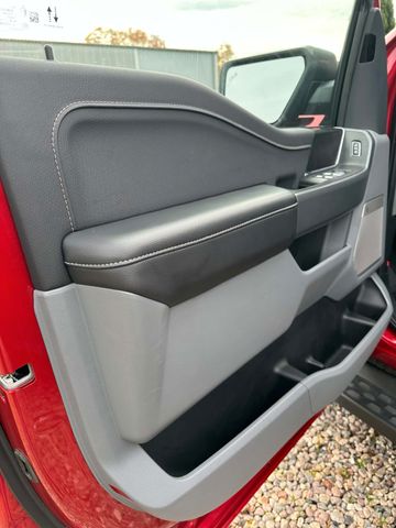 Ford F 150 Lightning Flash gr Batterie in Hamburg+20