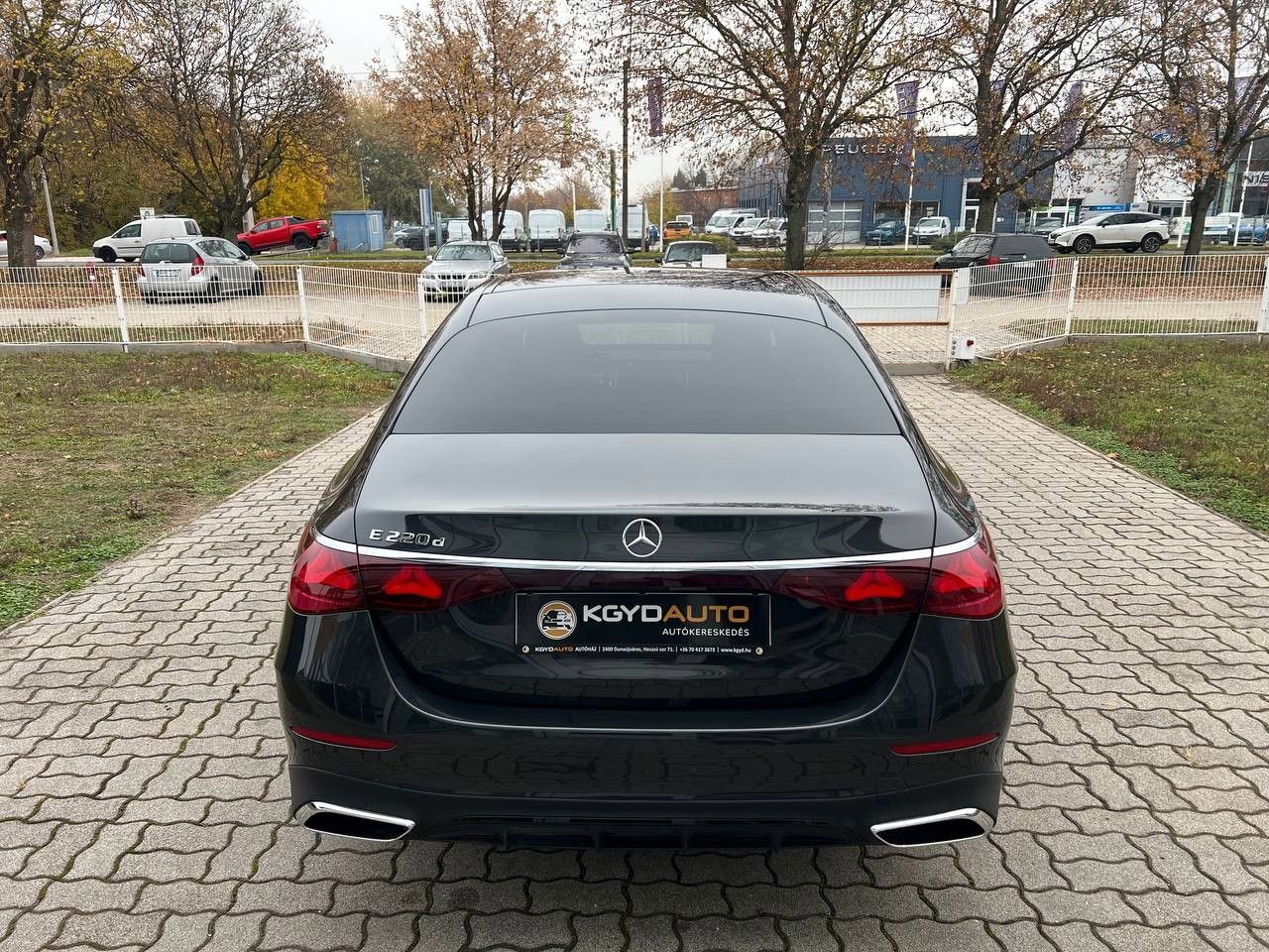 Mercedes-Benz E 220 - Bild 6