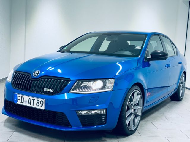 Skoda Octavia Lim. RS  * NAVI * R-KAMERA * DVD *