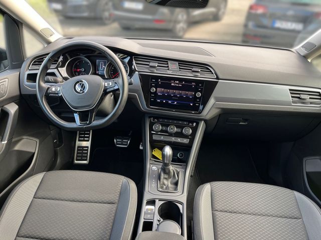 Touran 2.0 TDI DSG ACTIVE LED+STHZG+AHK+DYNAUDIO