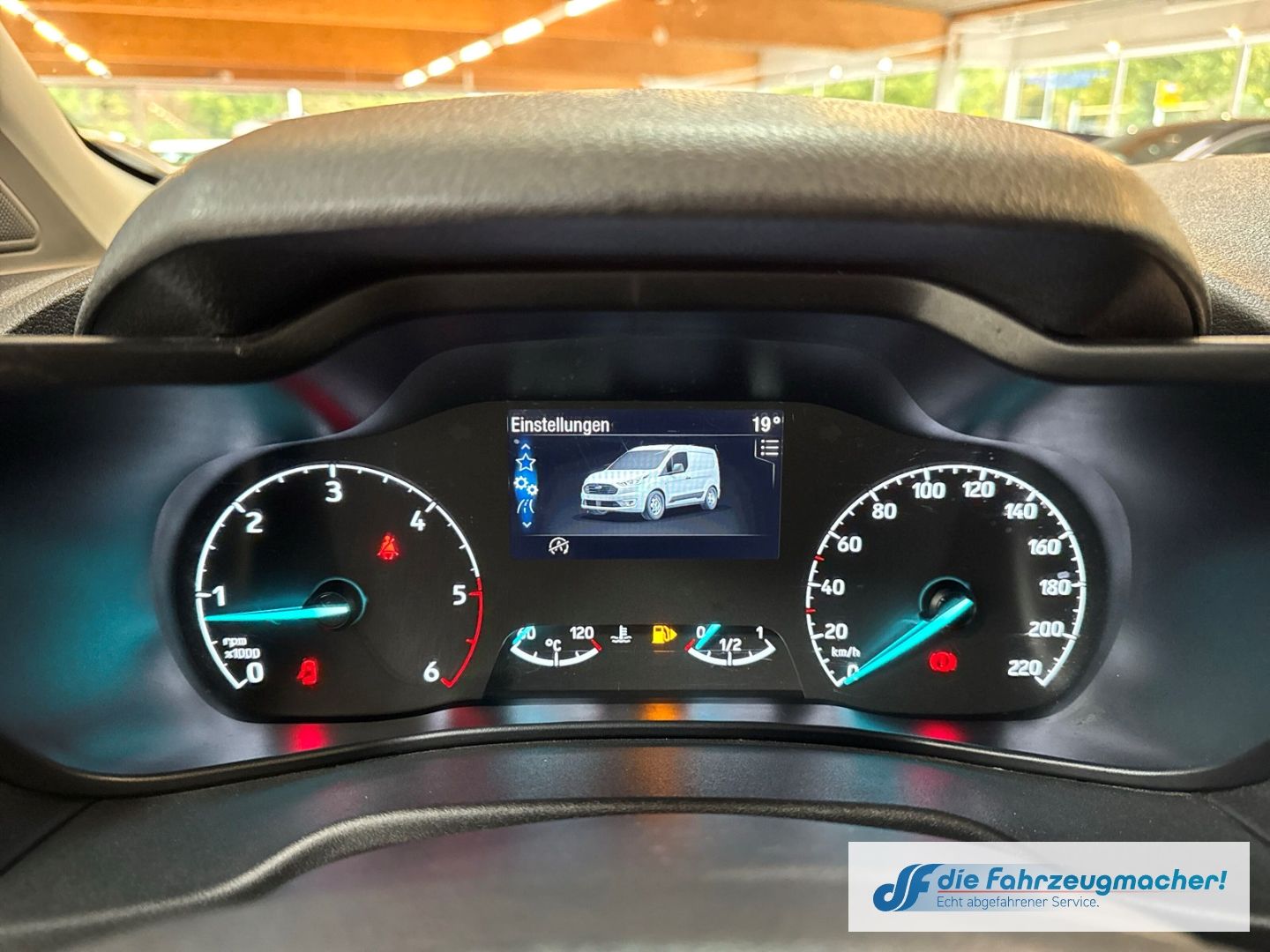 Fahrzeugabbildung Ford Transit Connect Kasten lang 1.5 EcoBlue EU6d Kur