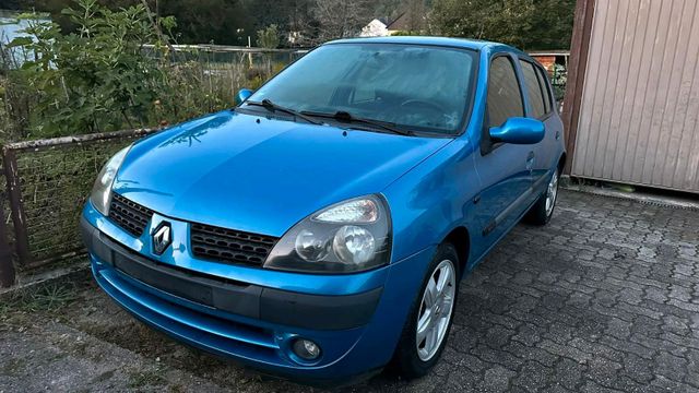 Renault Clio 1,2 Benzin