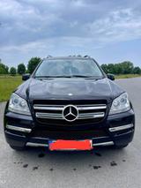 Mercedes-Benz GL 350 CDI 4MATIC BlueEFFICIENCY - - Mercedes-Benz GL-Klasse mit Anhängerkupplung
