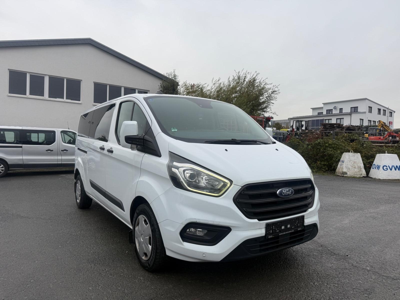 Ford Transit Custom Kombi 320 L2 9 Sitzen*2xKlima