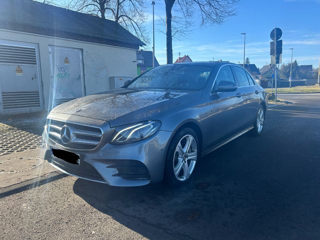 Mercedes-Benz E 400 E -Klasse Lim. E 400 4Matic