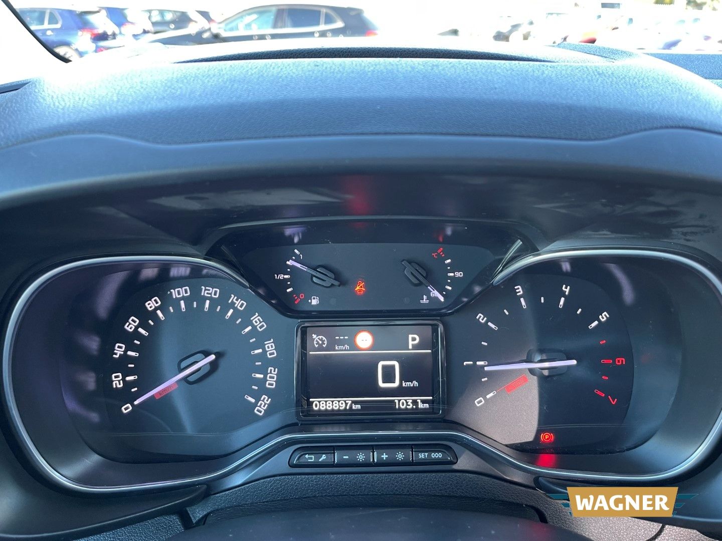 Fahrzeugabbildung Citroën Berlingo Feel XL Automatik Klimaautomatik