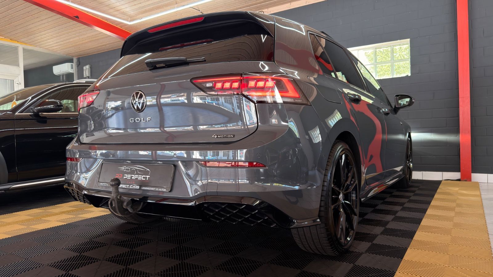 VW Golf Golf VIII 2.0 TSI 4Motion R-Line|PANO|HUD|AHK|19 Vorschau 27