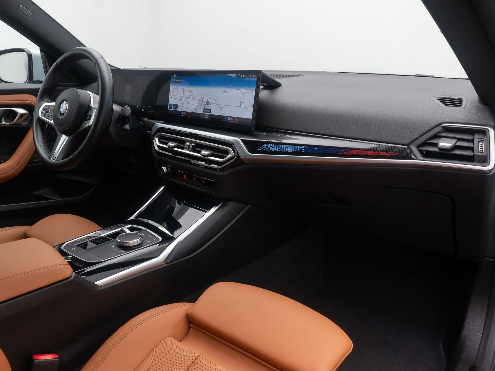 Fahrzeugabbildung BMW 220i Coup&eacute; M Sport Alarm DAB HiFi Kamera 19Zoll