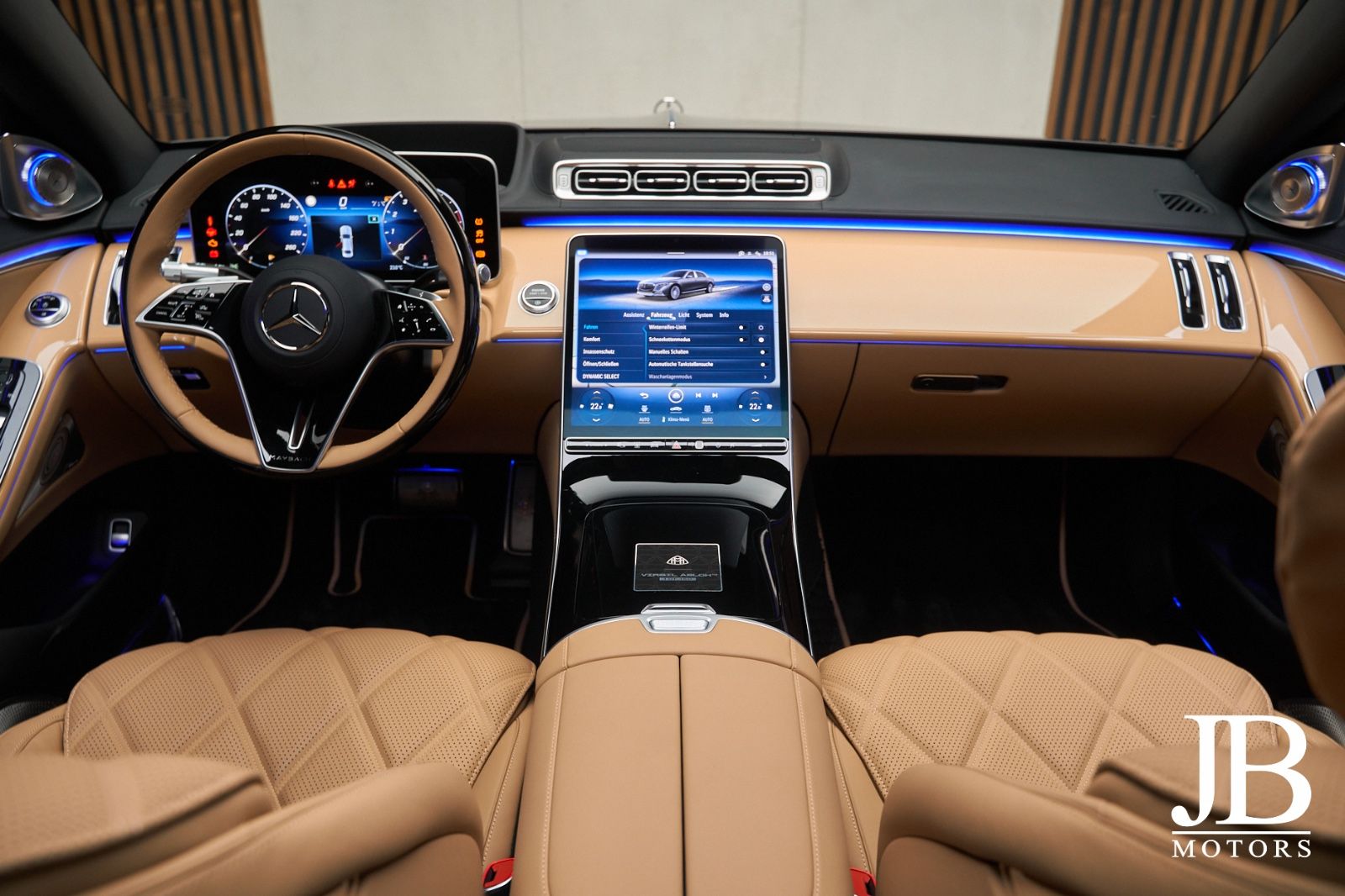 Fahrzeugabbildung Mercedes-Benz S680 Maybach Virgil Abloh 1 of 150 New Condition
