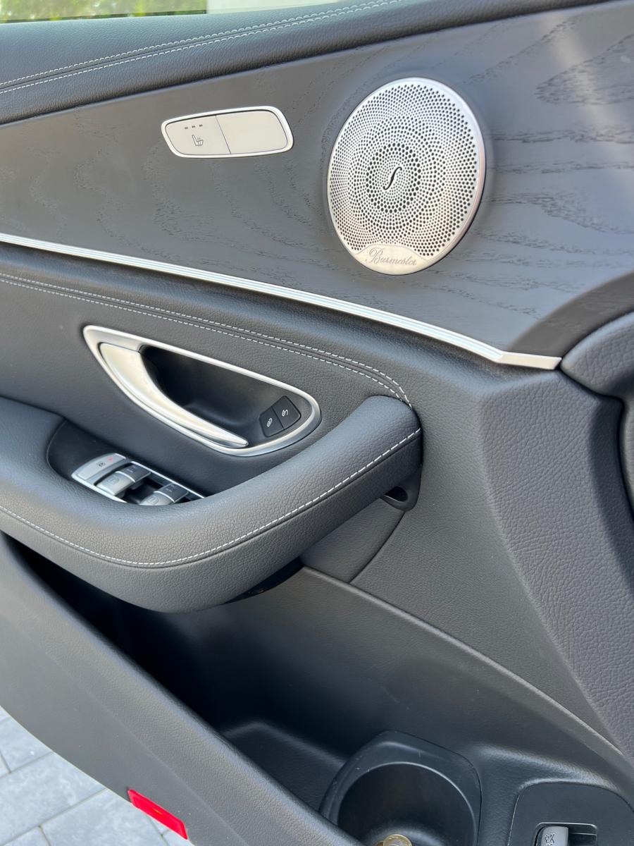 Mercedes-Benz E 300 de 4MATIC T Autom. AMG Line