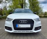 Audi A1 1.4 TFSI S-Line, BREMSEN & TÜV NEU, 8-fach - Audi A1 von privat