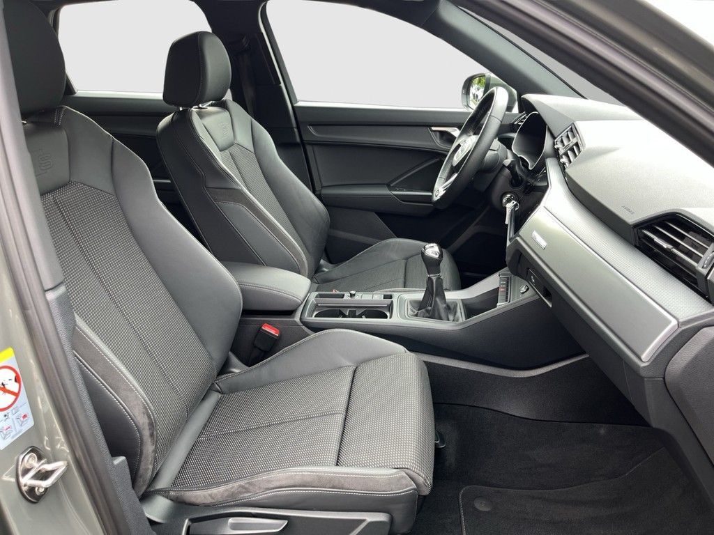 Audi Q3 - Bild 18