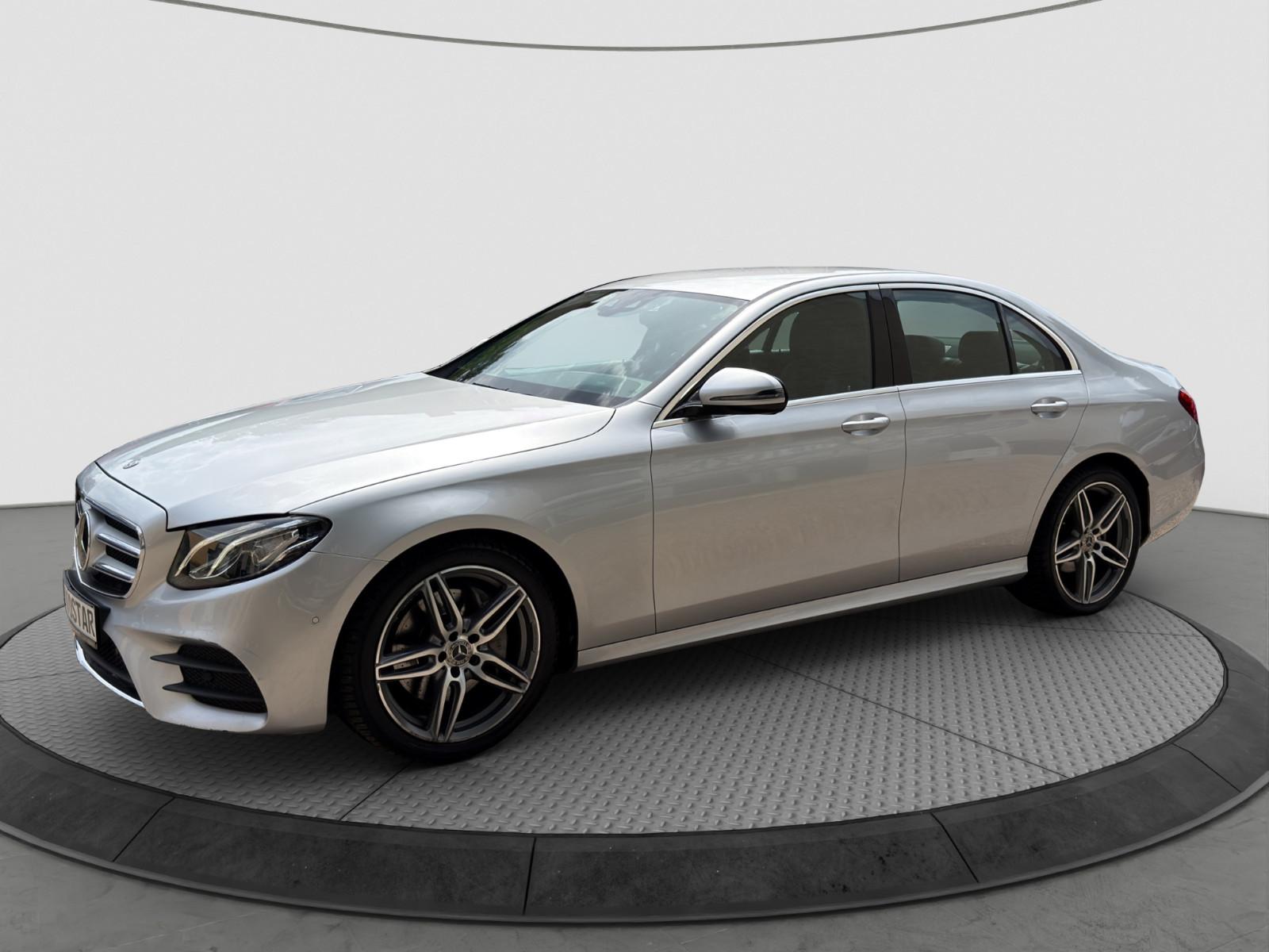 Mercedes-Benz E 220 d 4MATIC Autom.*AMG Line*HUD*Widescreen*