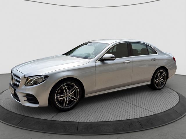 MERCEDES-BENZ E 220 d 4MATIC Autom.*AMG Line*HUD*Widescreen*