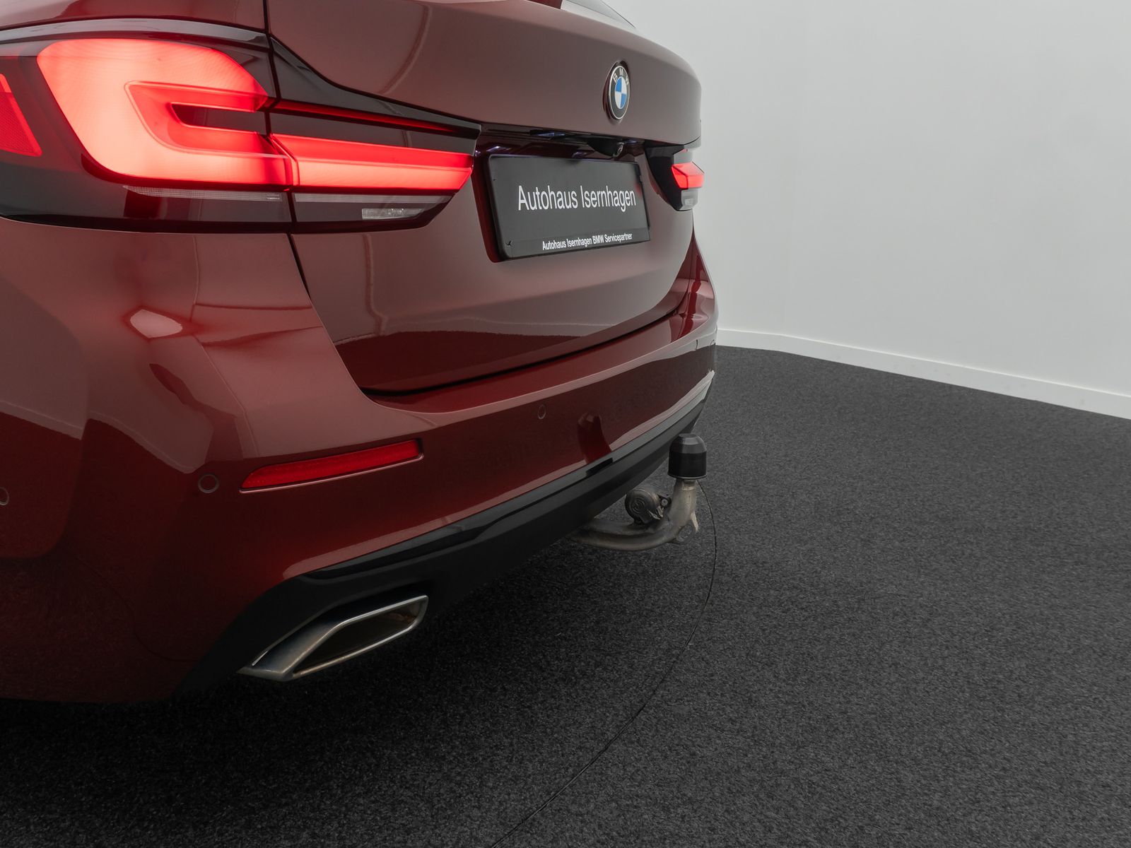 Fahrzeugabbildung BMW 520d xD HUD DAB Kamera HiFi Laser Sport AHK Komf