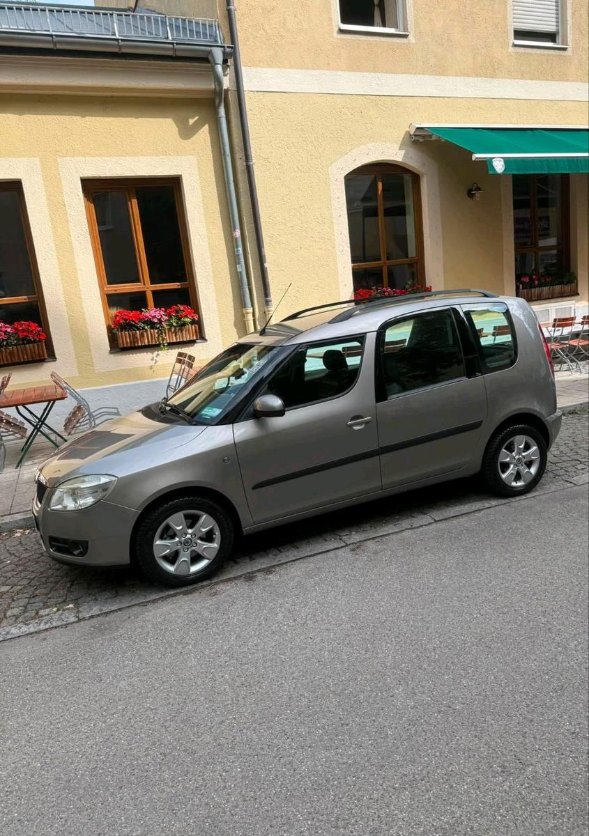 Skoda Roomster 2007 — interior