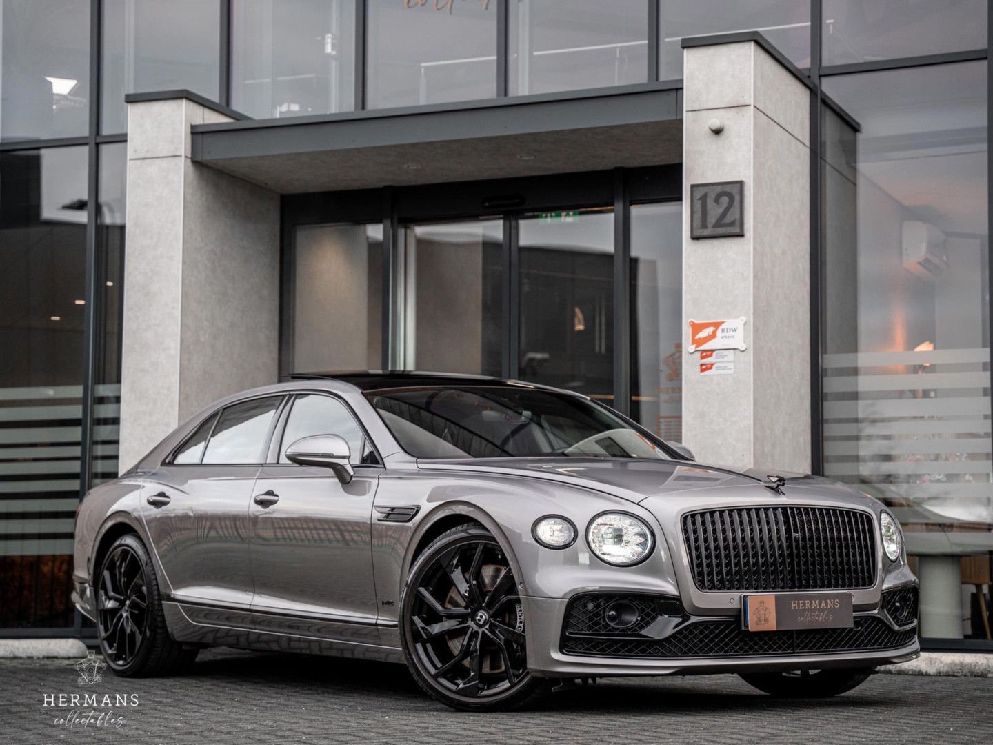 BENTLEY Flying Spur