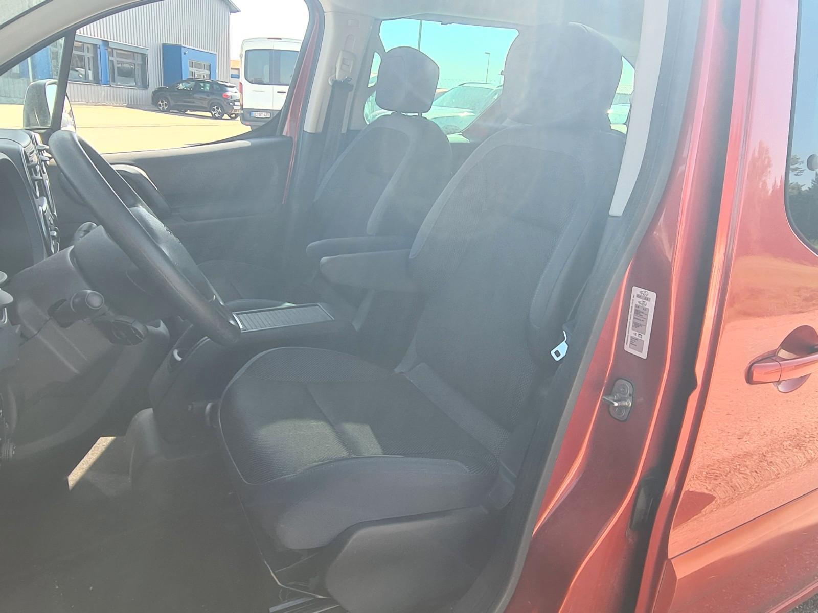 Peugeot Partner Tepee Family Klima 8fach Pano ZR neu