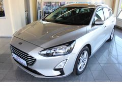 Fahrzeugabbildung Ford Focus Cool & Connect,Automatic,AHK,Kamera