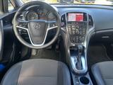 Opel Astra J Lim. 5-trg. Innovation - Opel Astra: Innovation J