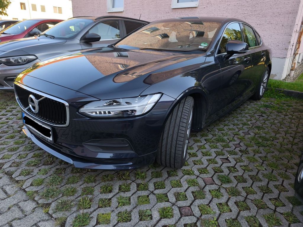 Image of Volvo S90