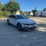 Volkswagen Passat Alltrack 2.0 TDI 4 MOTION AHK DCC LED - VW Passat Alltrack von privat