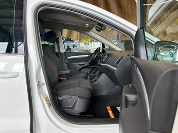 Volkswagen Sharan *Comfortline*7-Sitzer*TEMPO*NAVI*PDC*